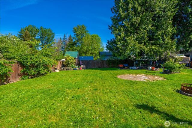 8446 E B Street, Tacoma, WA 98445