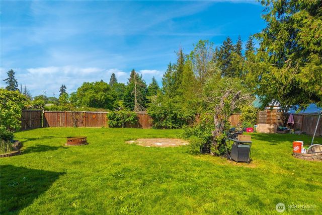 8446 E B Street, Tacoma, WA 98445