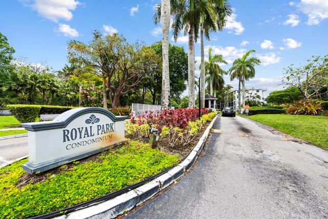 113 Royal Park Drive 2h, Oakland Park, FL 33309