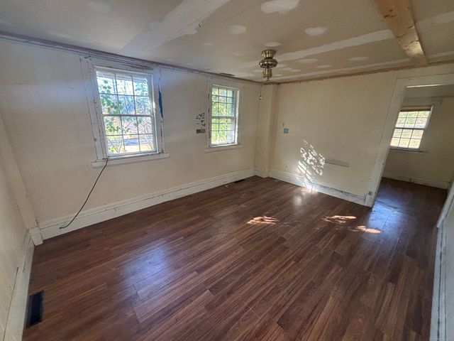 344 Ballfall Road, Middletown, CT 06457