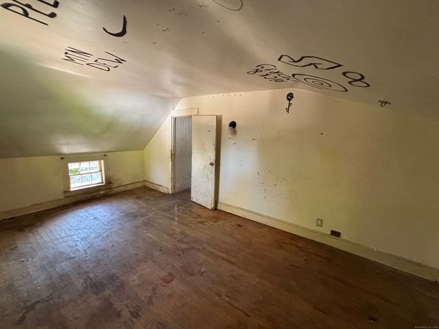 344 Ballfall Road, Middletown, CT 06457