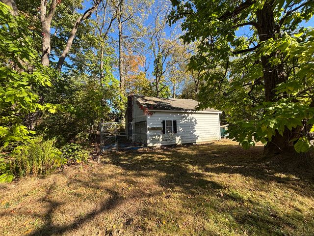 344 Ballfall Road, Middletown, CT 06457
