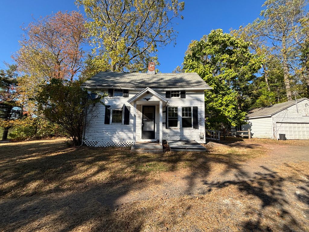 344 Ballfall Road, Middletown, CT 06457
