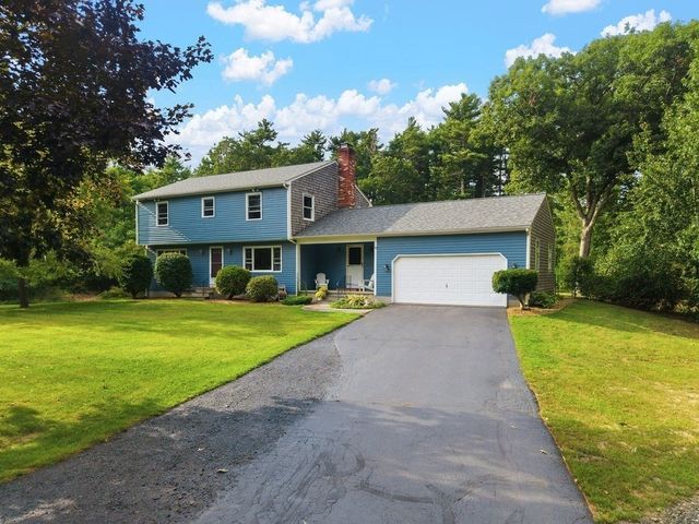 33 Woodland Rd, Rochester, MA 02770