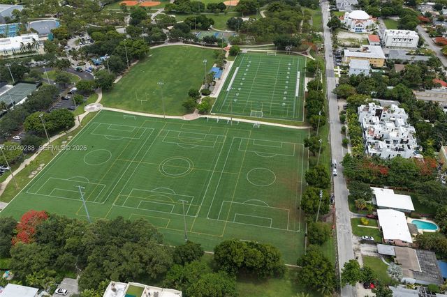611 NE 14th Avenue 206, Fort Lauderdale, FL 33304