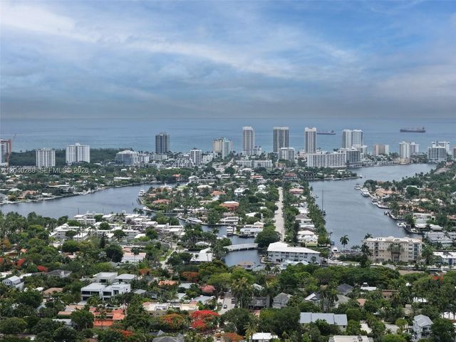 611 NE 14th Avenue 206, Fort Lauderdale, FL 33304