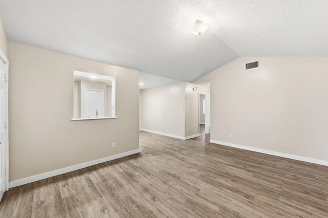 2204 Donahue LN, Austin, TX 78744