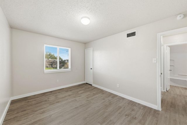 2204 Donahue LN, Austin, TX 78744