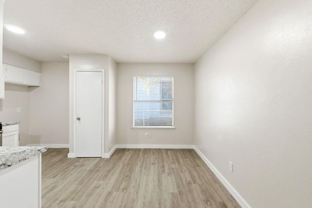 2204 Donahue LN, Austin, TX 78744