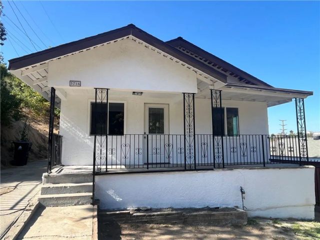 3716 Flora Avenue, Los Angeles, CA 90031