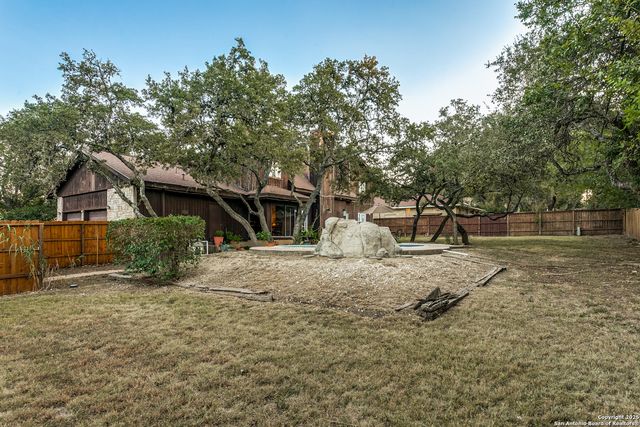 1811 moreshead, San Antonio, TX 78231
