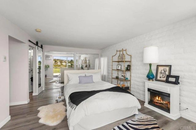 2544 Navarra 12, Carlsbad, CA 92009