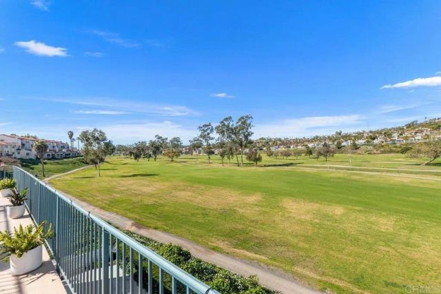 2544 Navarra 12, Carlsbad, CA 92009