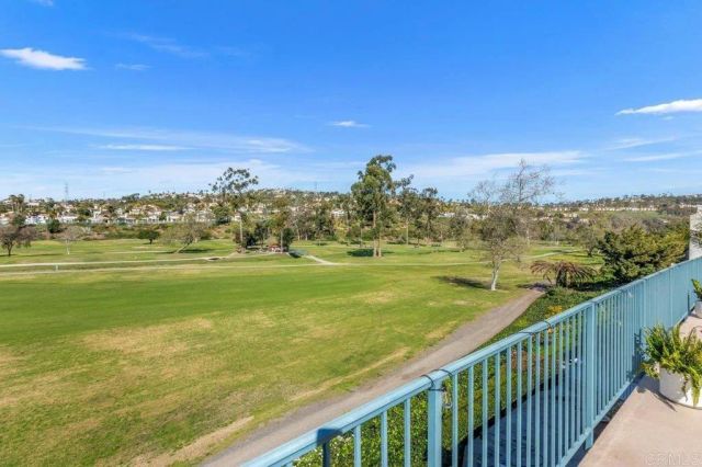 2544 Navarra 12, Carlsbad, CA 92009