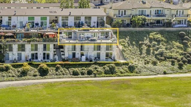 2544 Navarra 12, Carlsbad, CA 92009