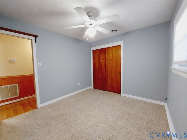 210 Stuttaford Dr, Sandston, VA 23150