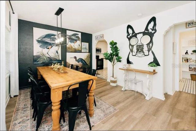 2705 N OAKDALE AVENUE, Tampa, FL 33602