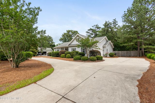 1350 Monticello Drive, Pinehurst, NC 28374