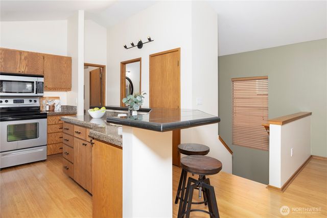 6511 26th Avenue NW, Seattle, WA 98117