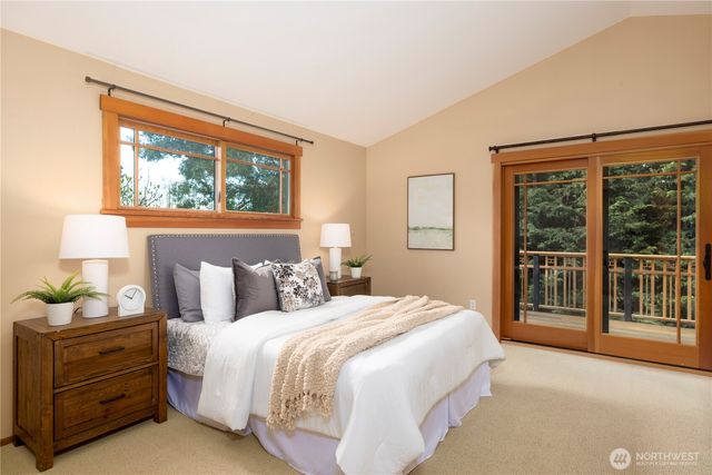 6511 26th Avenue NW, Seattle, WA 98117