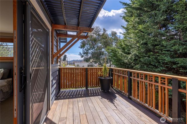 6511 26th Avenue NW, Seattle, WA 98117