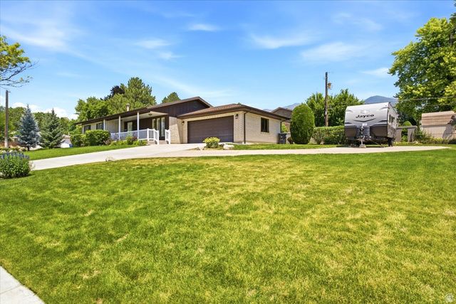 330 PIN OAK LN, Kaysville, UT 84037