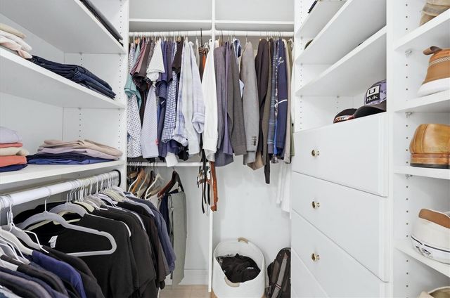 19 N CAYMAN ISLES BOULEVARD, Englewood, FL 34223