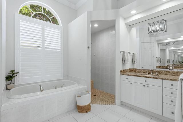 19 N CAYMAN ISLES BOULEVARD, Englewood, FL 34223