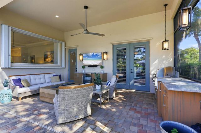 19 N CAYMAN ISLES BOULEVARD, Englewood, FL 34223