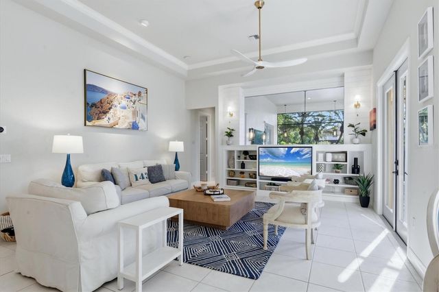 19 N CAYMAN ISLES BOULEVARD, Englewood, FL 34223