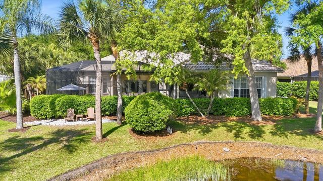 19 N CAYMAN ISLES BOULEVARD, Englewood, FL 34223