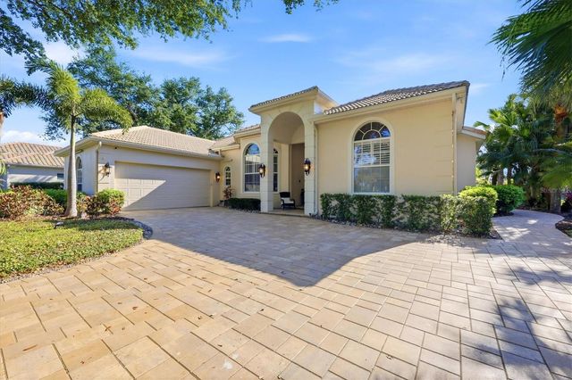 19 N CAYMAN ISLES BOULEVARD, Englewood, FL 34223