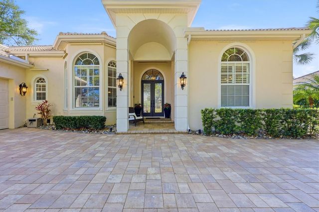 19 N CAYMAN ISLES BOULEVARD, Englewood, FL 34223