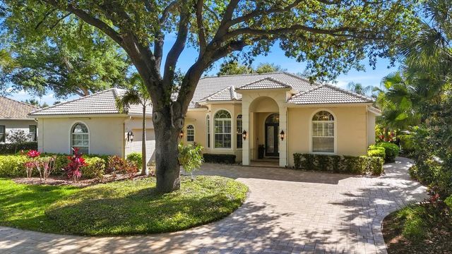 19 N CAYMAN ISLES BOULEVARD, Englewood, FL 34223