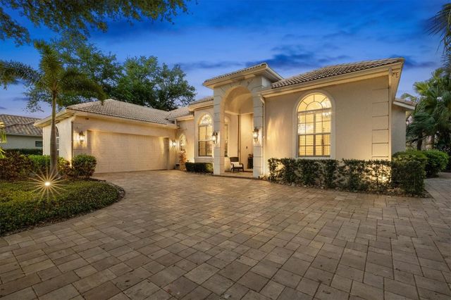 19 N CAYMAN ISLES BOULEVARD, Englewood, FL 34223