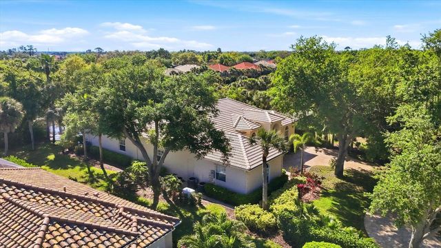 19 N CAYMAN ISLES BOULEVARD, Englewood, FL 34223