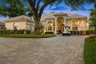 19 N CAYMAN ISLES BOULEVARD, Englewood, FL 34223