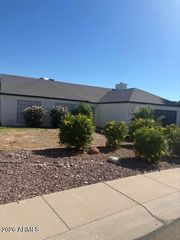 3587 W BOSTON Street, Chandler, AZ 85226
