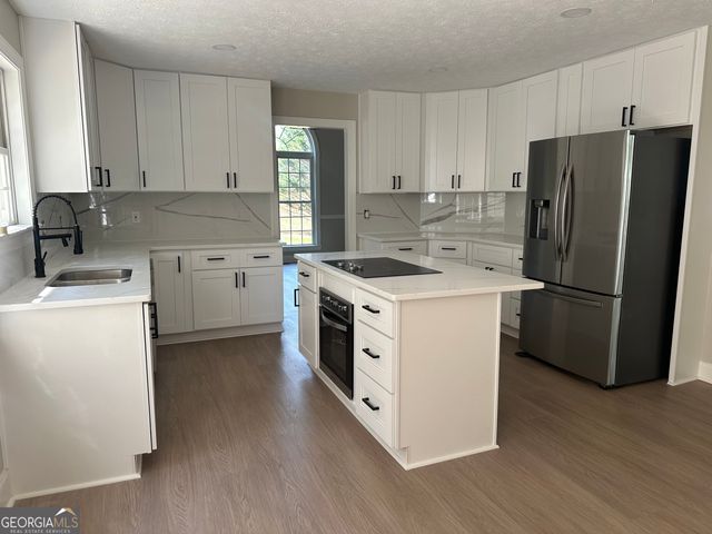 225 Rock Springs Road, Lula, GA 30554