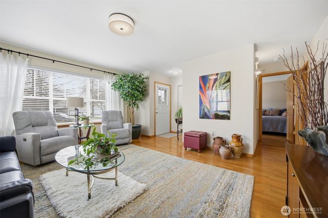 5634 Applewood Drive, Ferndale, WA 98248