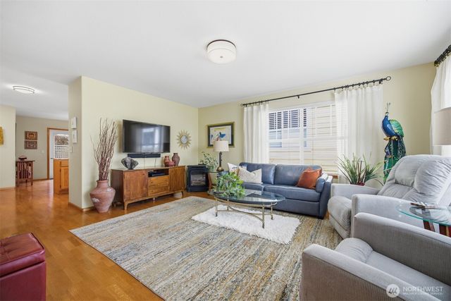 5634 Applewood Drive, Ferndale, WA 98248