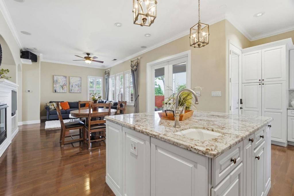 Image 10 of property listing at 3997 Chamberer Drive, San Jose, CA 95135