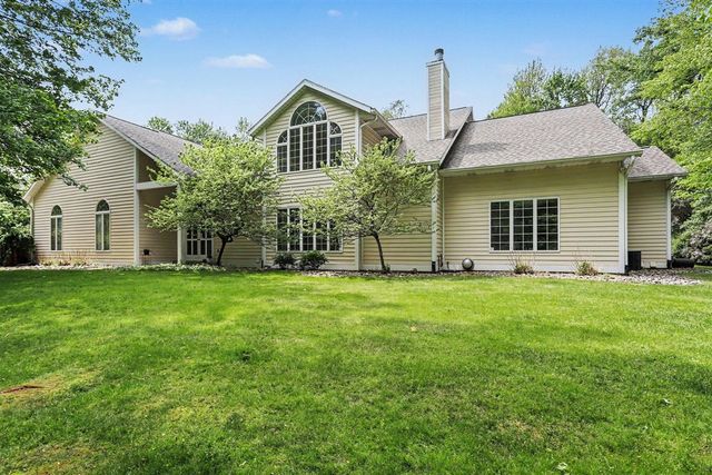 14761 Trillium Drive, Augusta, MI 49012