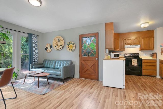 113 Byrd Lane, Brevard, NC 28712