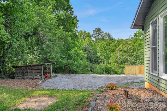 113 Byrd Lane, Brevard, NC 28712