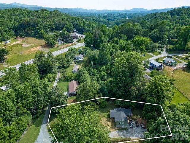 113 Byrd Lane, Brevard, NC 28712