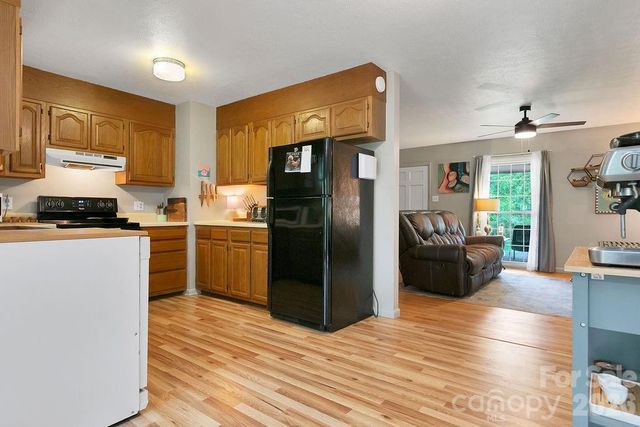 113 Byrd Lane, Brevard, NC 28712