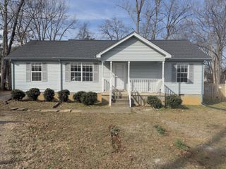 1124 Bluewillow Ct, Antioch, TN 37013