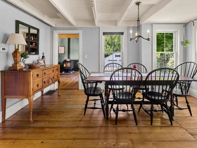 117 Osgood Hill Road, Essex, VT 05452