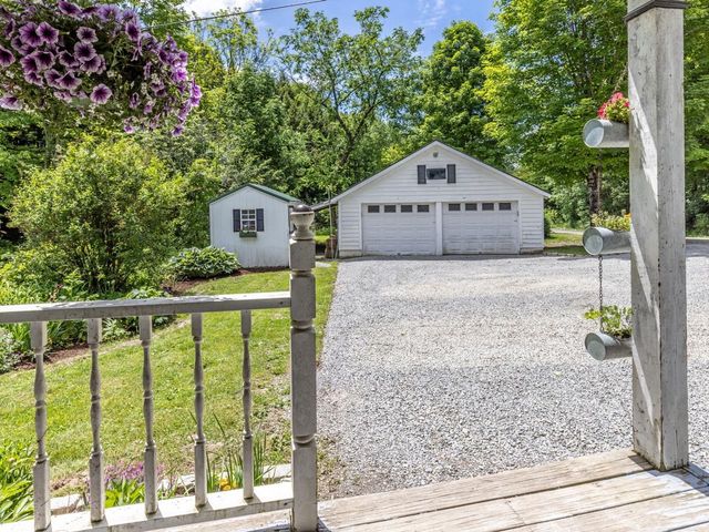 117 Osgood Hill Road, Essex, VT 05452